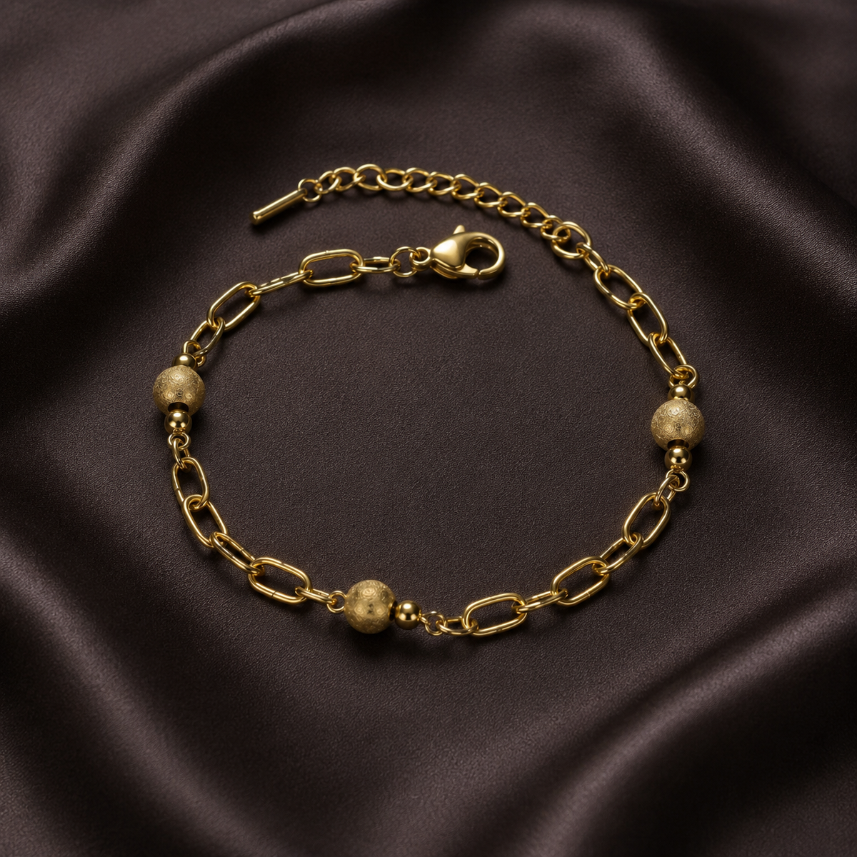 Paperclip Ball Detail Chain Bracelet