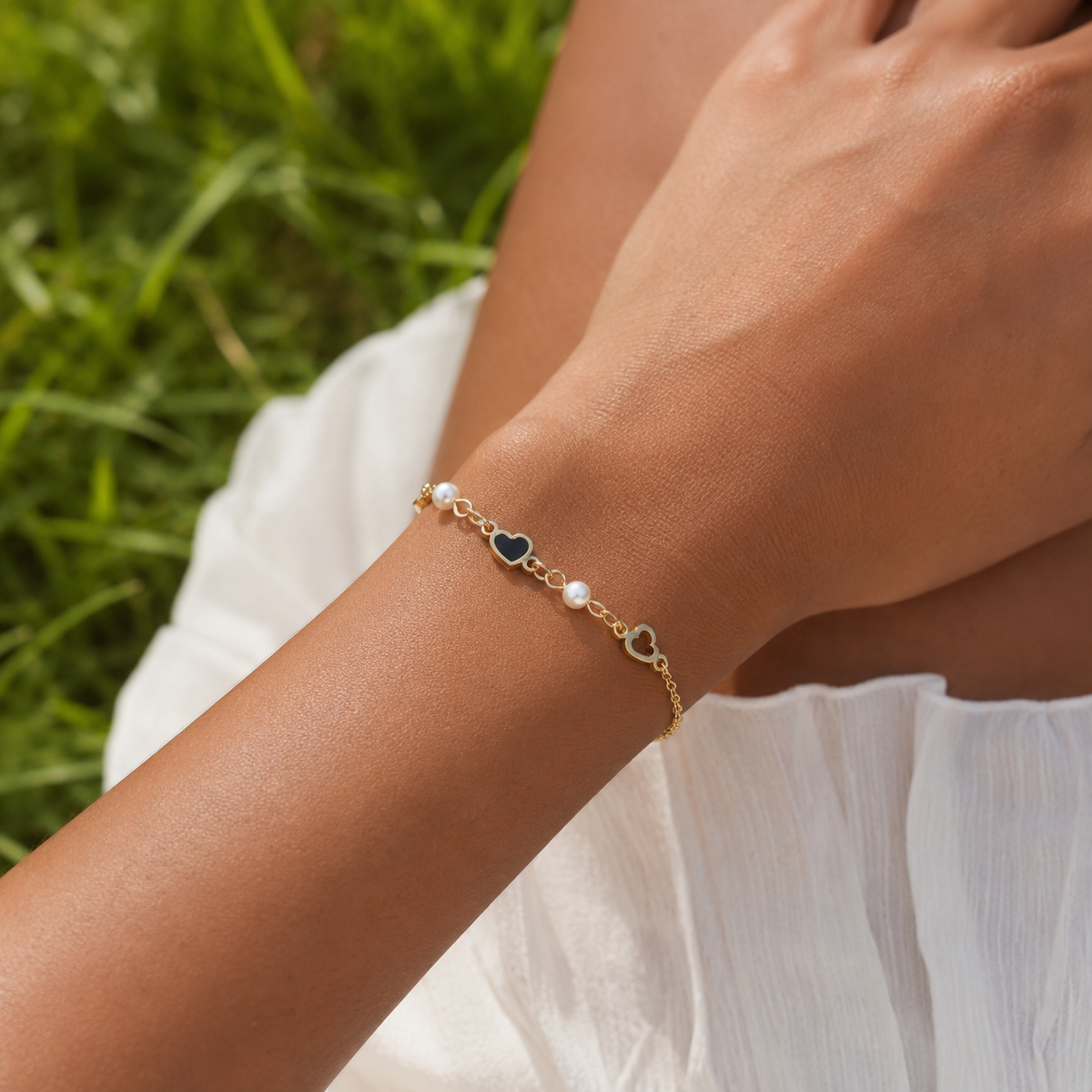 Onyx Heart Pearl Chain Bracelet