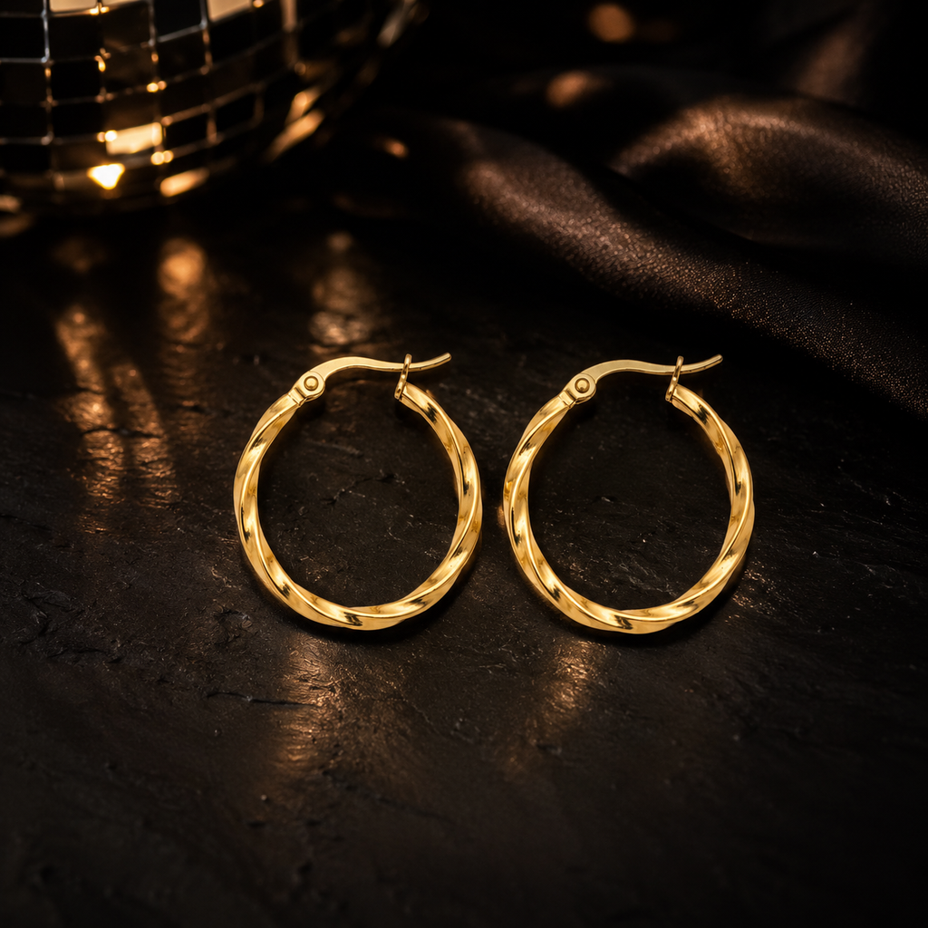 Minimal Round Hoop Earrings