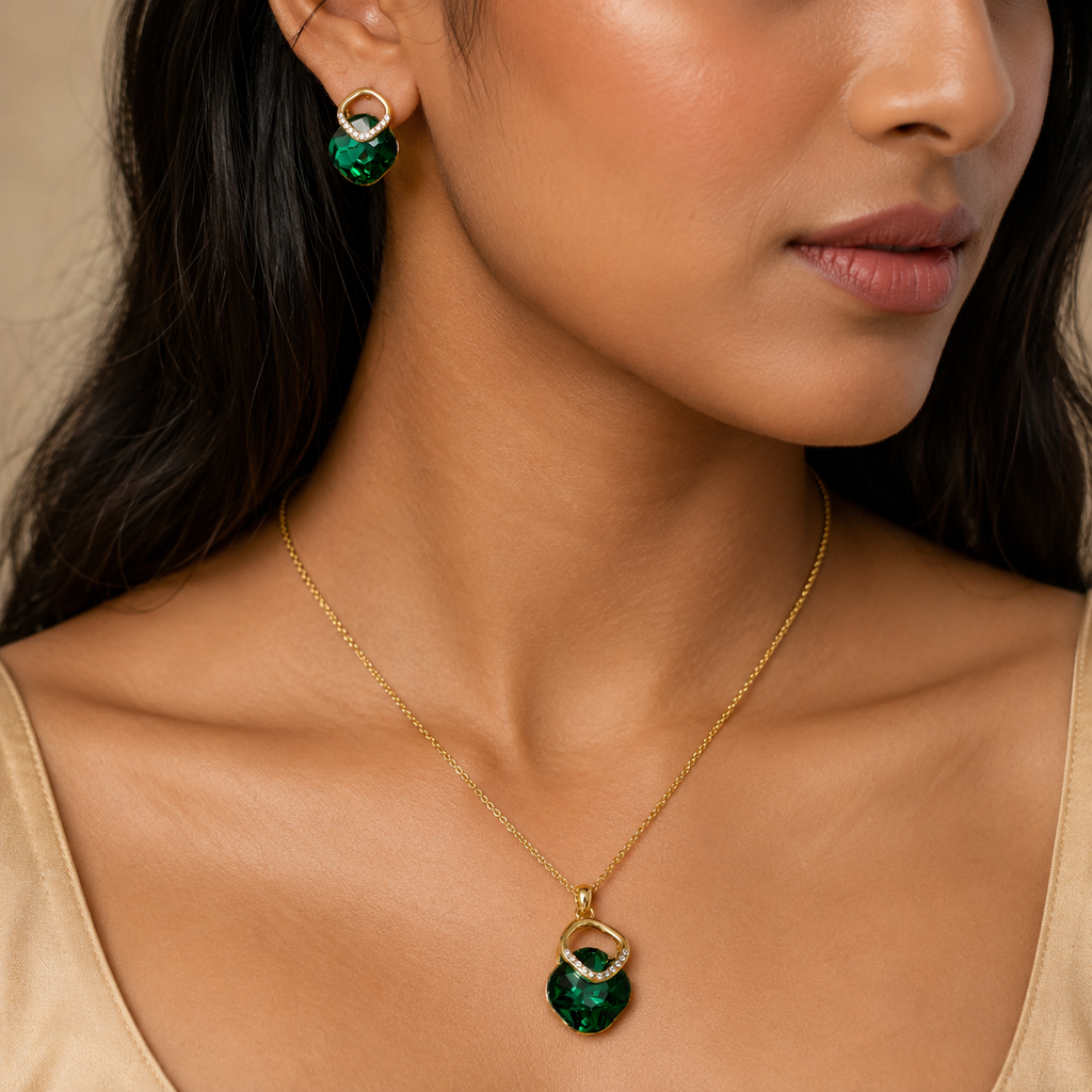 Emerald Green Square Crystal Necklace and Earrings Set