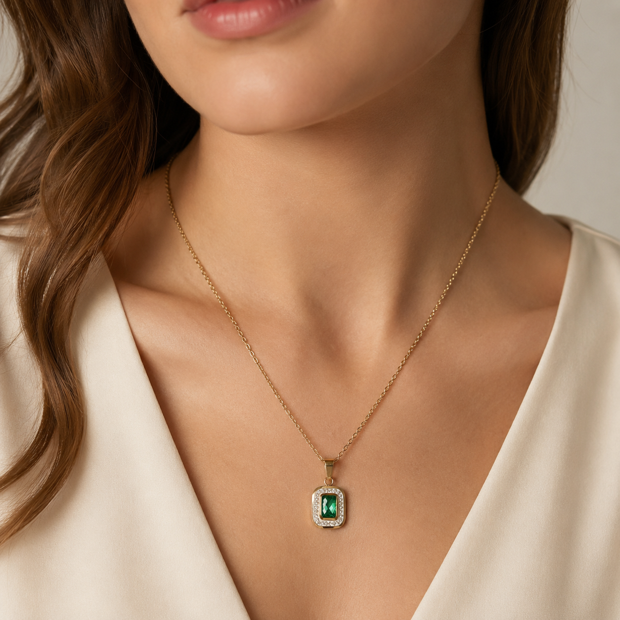 Classic Emerald Necklace