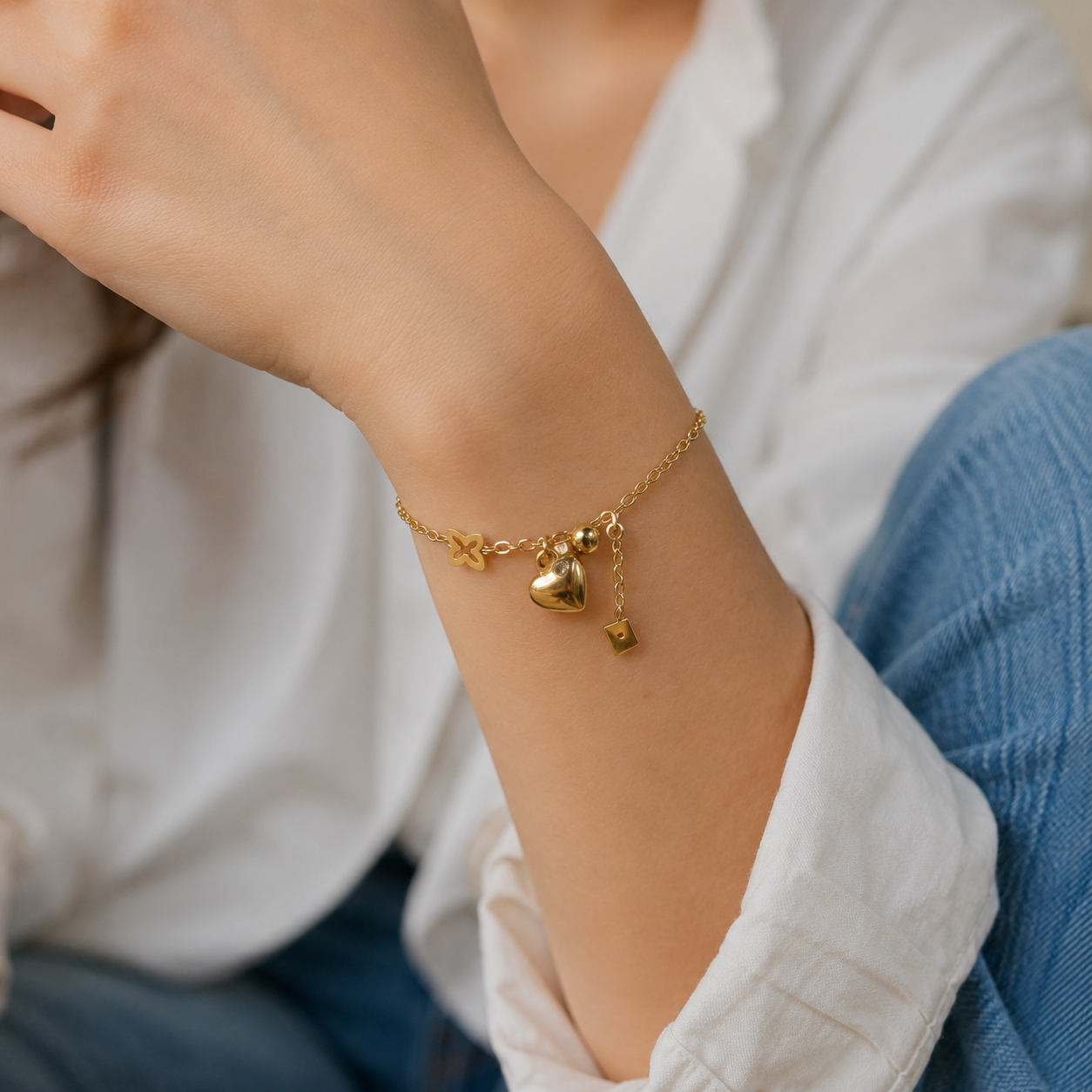 Multi Charm Story Chain Bracelet