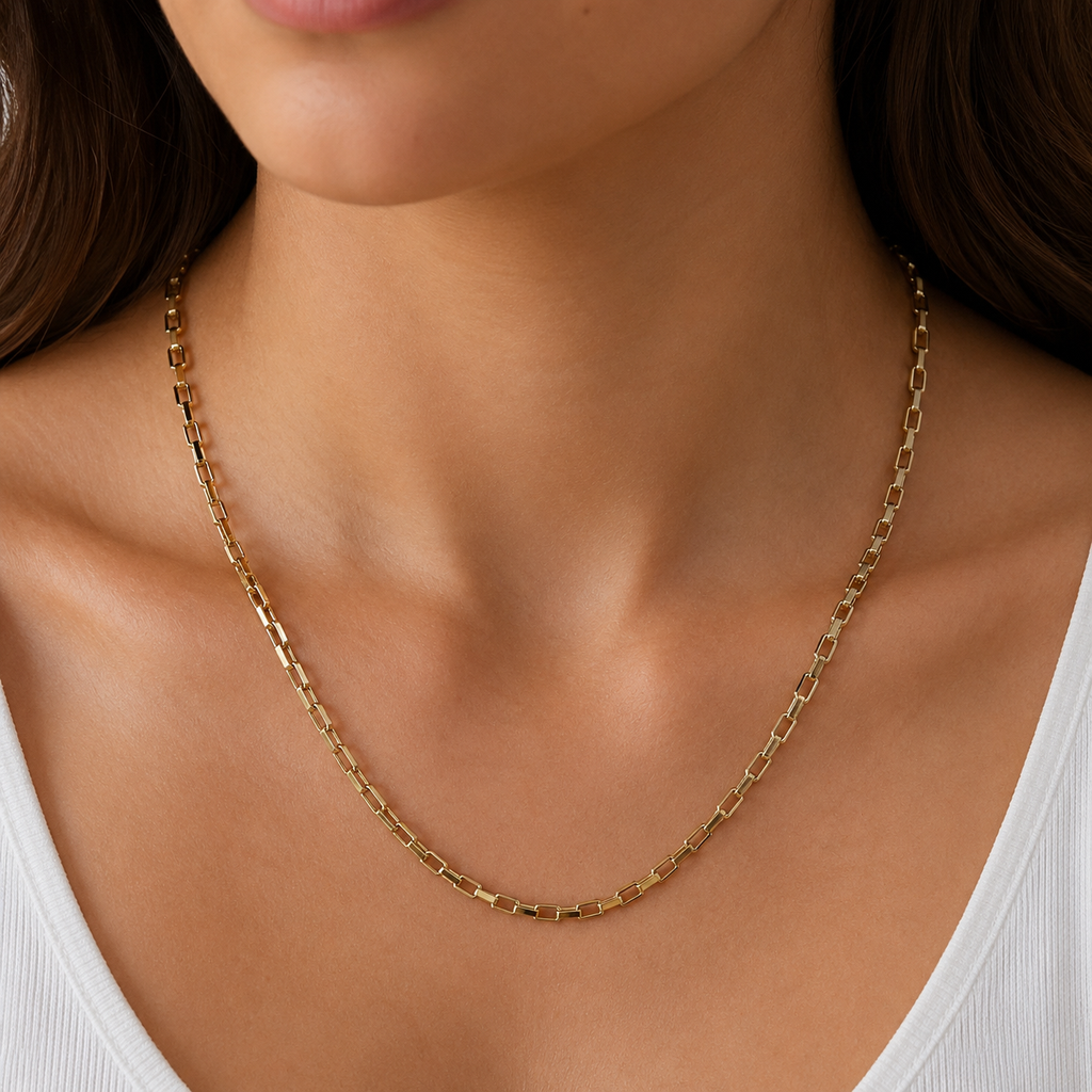 Classic Everyday Essential Sleek Chain