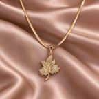 Leaf Pendant Snake Chain Necklace