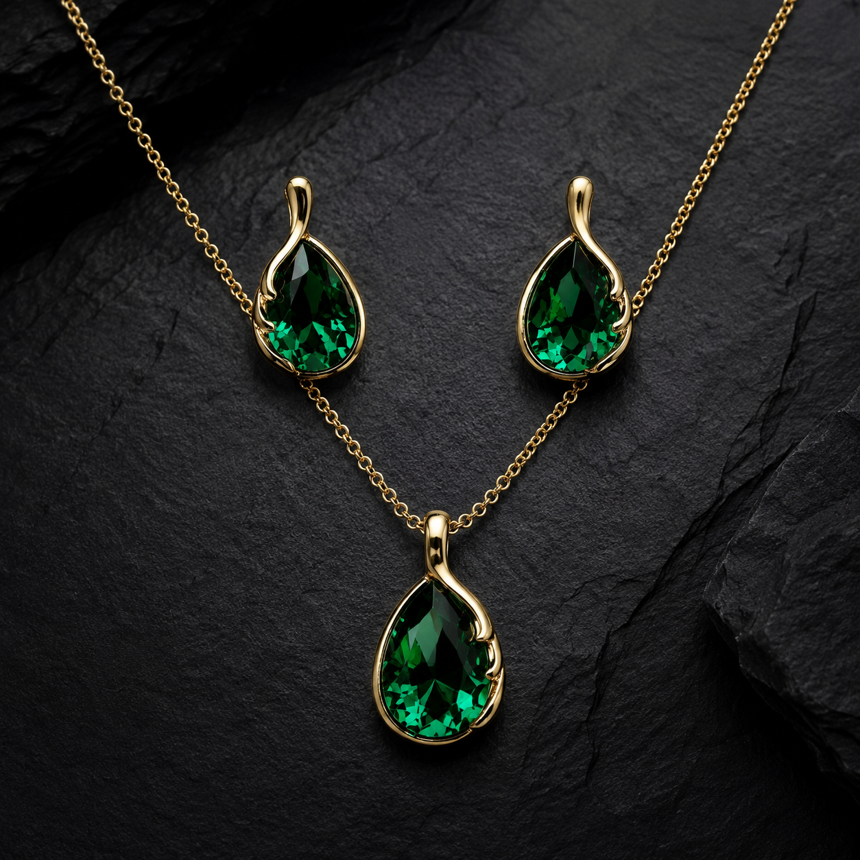 Emerald Green Teardrop Crystal Necklace and Earrings Set
