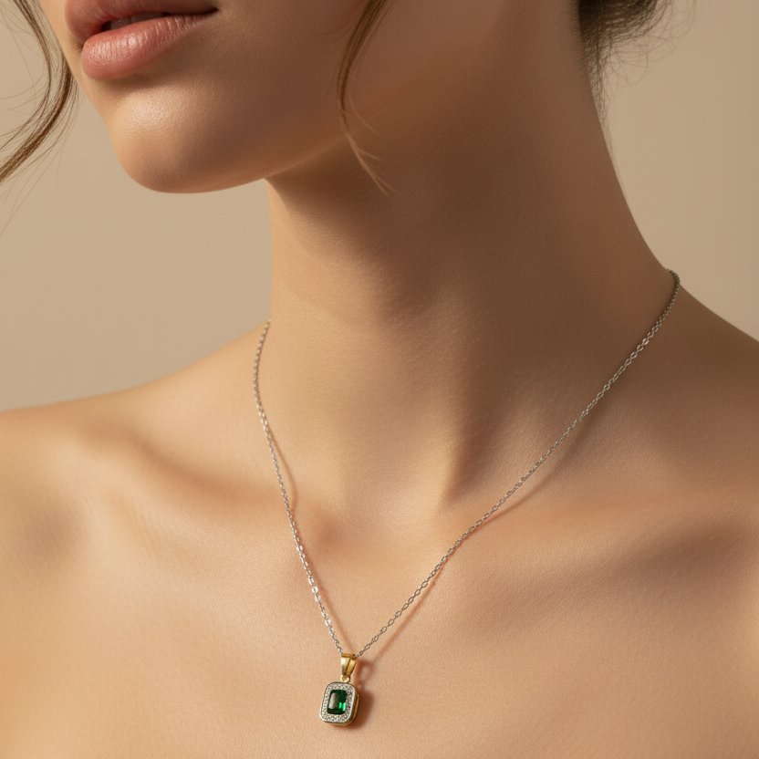 Classic Emerald Necklace model view by SVORA