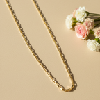 Classic Everyday Essential Sleek Chain detail shot by SVORA