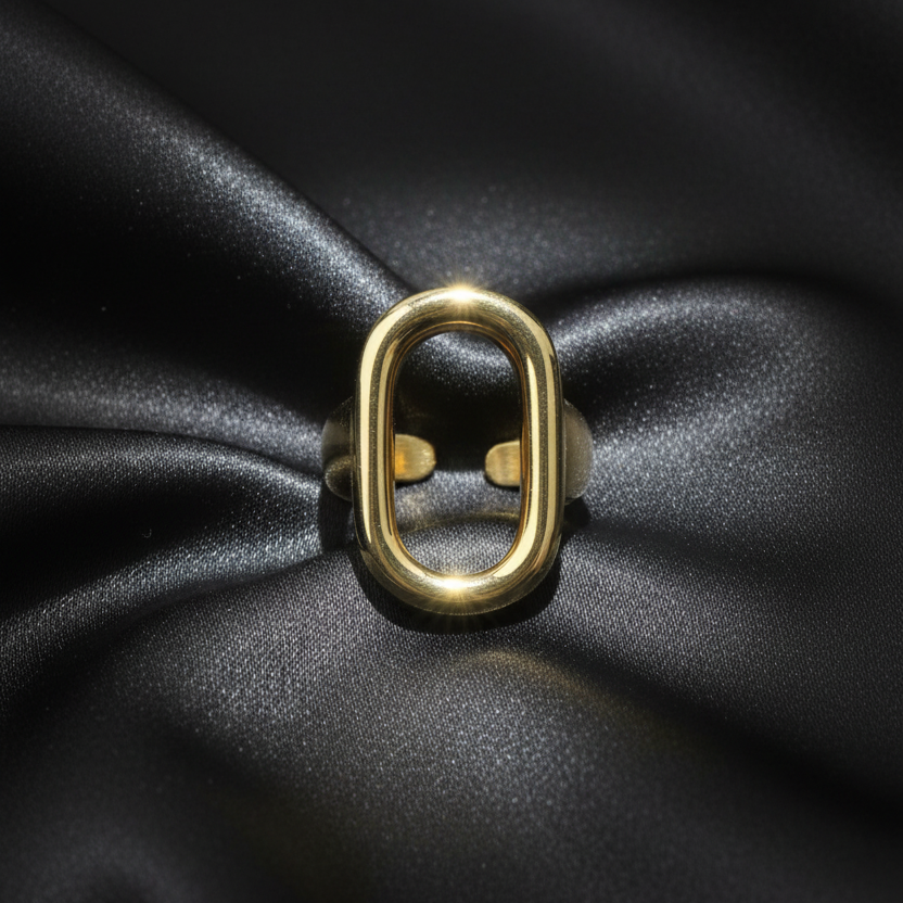 Golden Halo Ring detail shot by SVORA