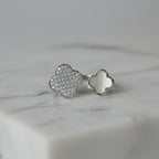 SVORA Toi et Moi Fortune Clover Ring with pavé clear stones and mother-of-pearl on a silver band.